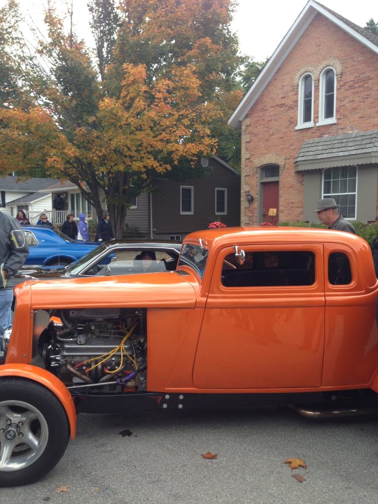 Cool vintage car on display at Pumpkinfest