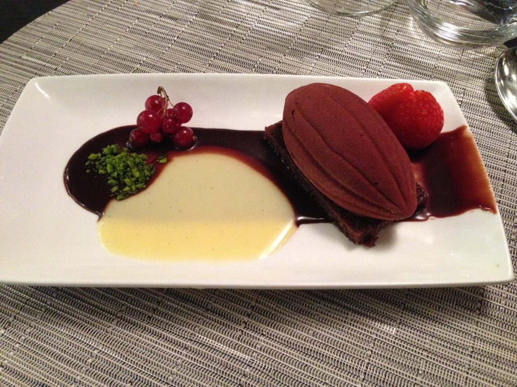 cacao bean chocolate dessert at SmoodS restaurant