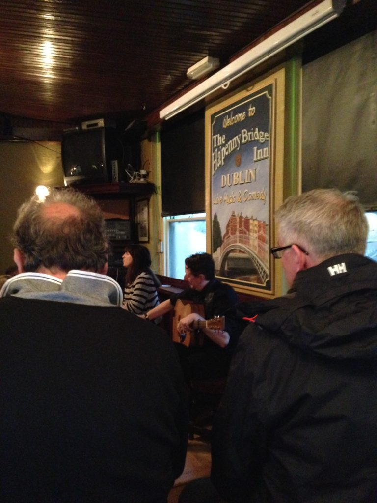 crowded pub listening to Irish music