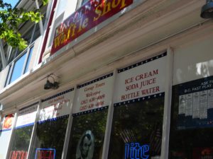 Read more about the article Breakfast at Lincoln’s Waffle Shop in Washington, DC