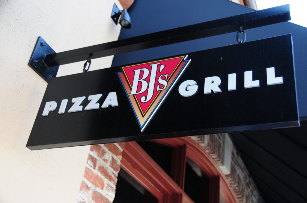 You are currently viewing BJ’s Pizza on Balboa in Newport Beach, CA