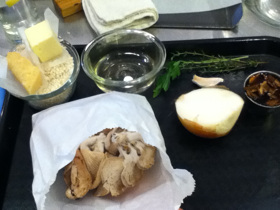 mise en place for mushroom risotto