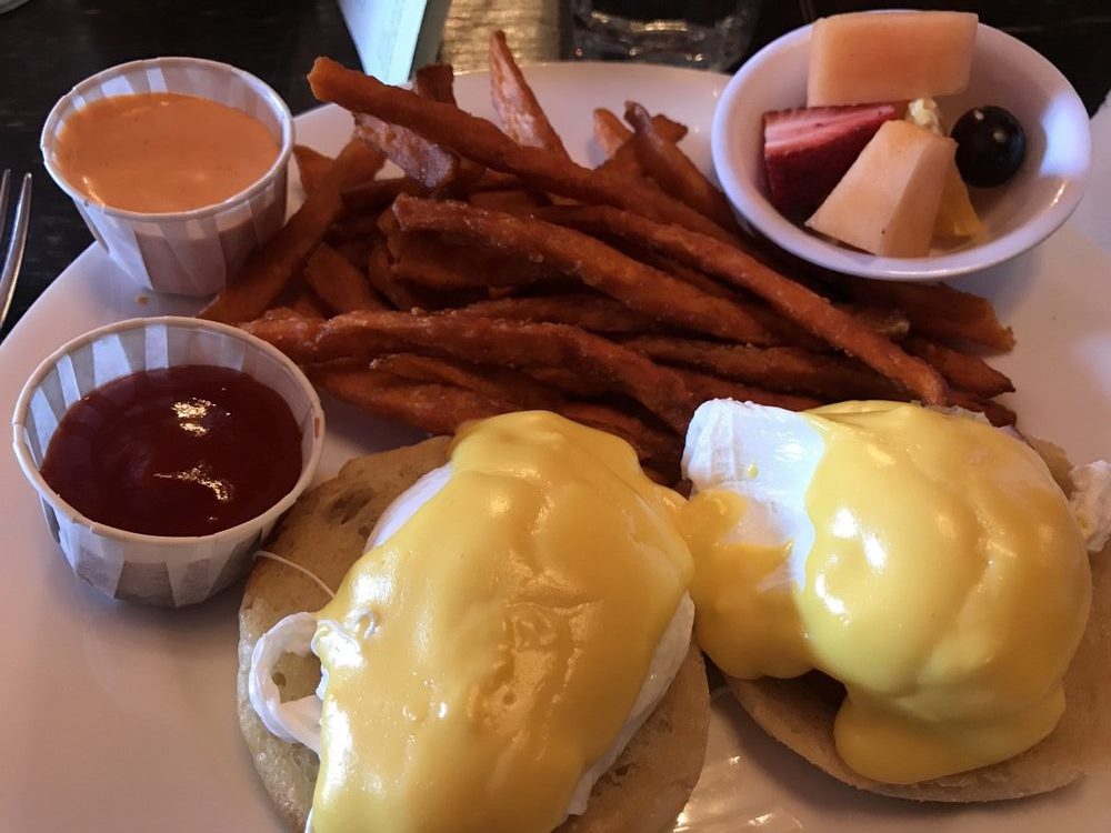 Eggs Benedict at Nirvana in Toronto