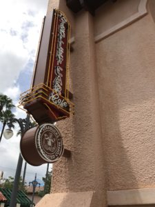 Read more about the article Finding Starbucks Trolley Car Cafe at Disney’s Hollywood Studios