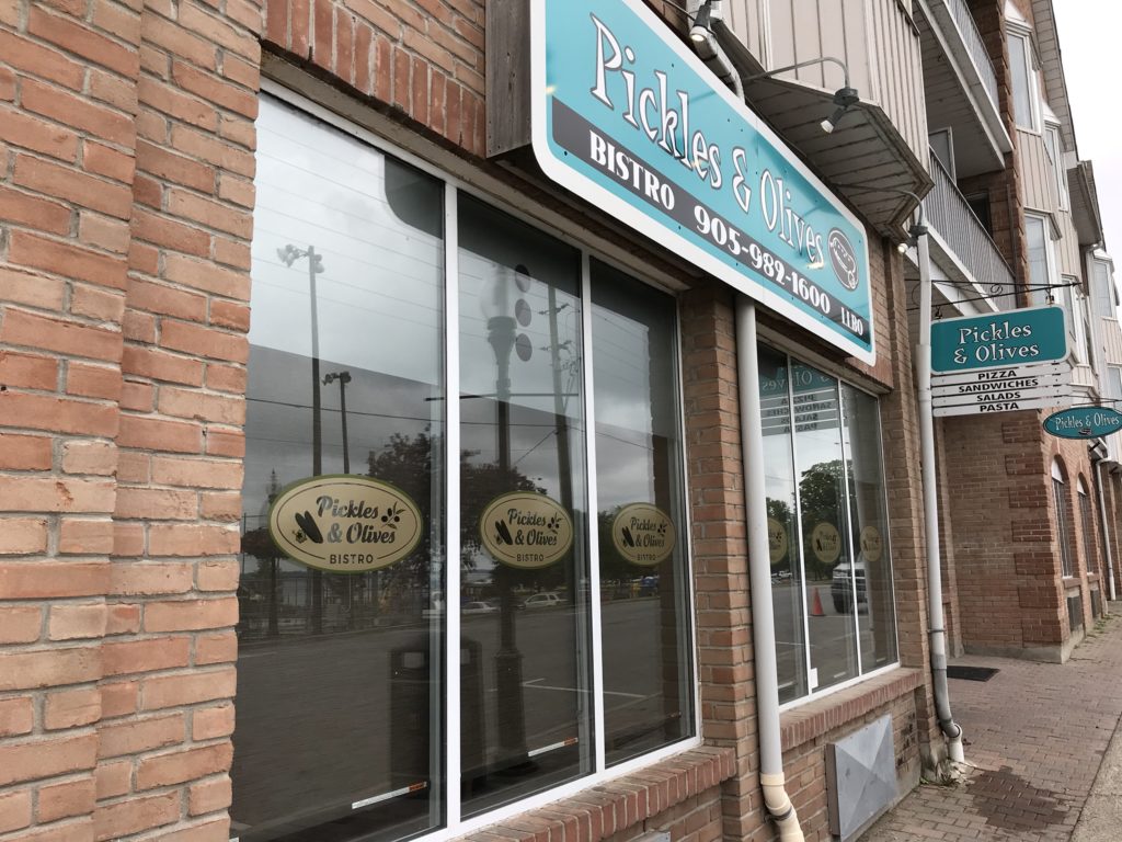 You are currently viewing Pickles and Olives Bistro in Port Perry