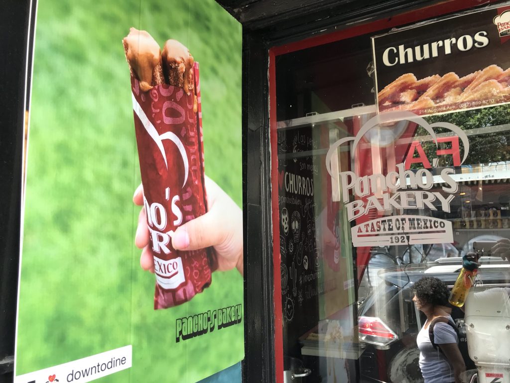 You are currently viewing Churros at Pancho’s Bakery in Kensington Market