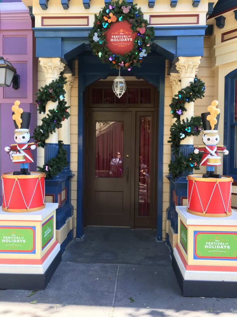 You are currently viewing Disney Festival of Holidays at Disney California Adventure Park