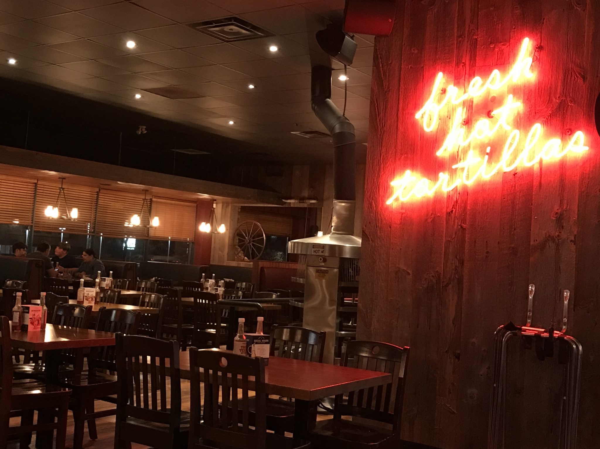 Lone Star Texas Grill in Pickering | Tour and Table