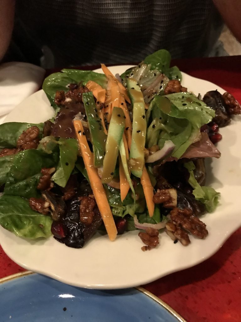 Hakoora Salad