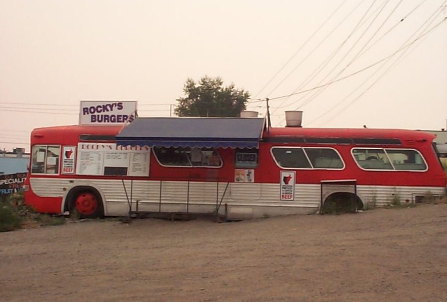 You are currently viewing A Great (Big) Burger at Rocky’s Burger Bus in Calgary